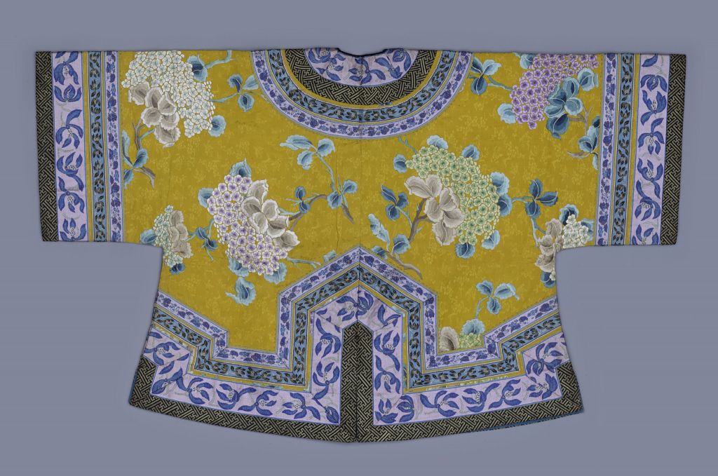 图片[1]-Bright yellow silk embroidered embroidered embroidered embroidered cotton jacket-China Archive